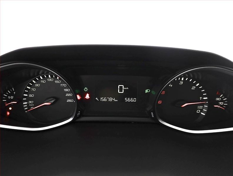 Peugeot 308 (2020) Active 1.5 BlueHDi, ČR,1.maj - fotka 9 z 17