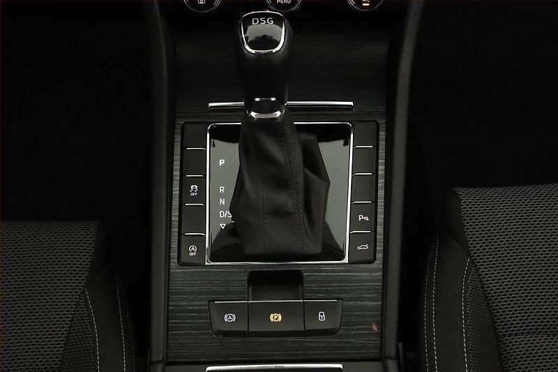 Škoda Superb (2020) Style 2.0 TDI, Automat, ČR - fotka 17 z 20