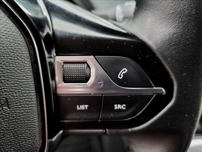 Peugeot 2008 1,5 HDI,navi,digiklima,alu, - fotka 22 z 50