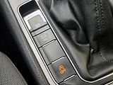 Volkswagen Golf Sportsvan TSi CEBIA,KAMERA,Bi-xenony  - náhled 38