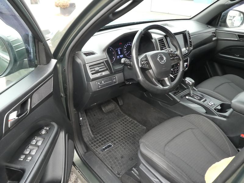 SsangYong Musso GRAND 2,2D 149kW závěs  - fotka 9 z 15