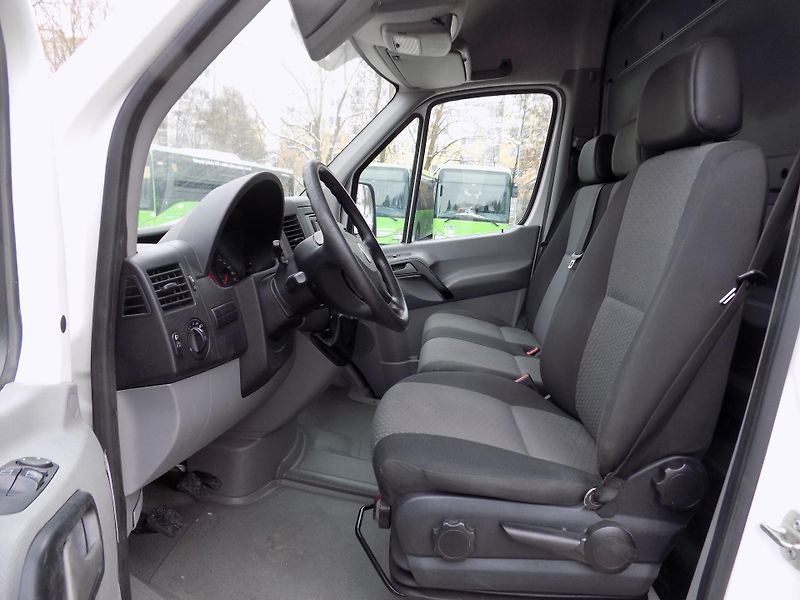 Volkswagen Crafter (2013) 2 0 120KW L2H2 SERVISKA - fotka 19 z 43