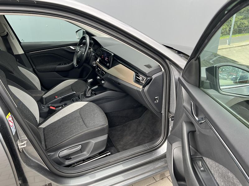 Škoda Scala (2023) 1,5TSi 110kW STYLE DSG - fotka 33 z 39