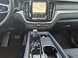 Volvo XC60 B4 AWD Plus Dark - náhled 14