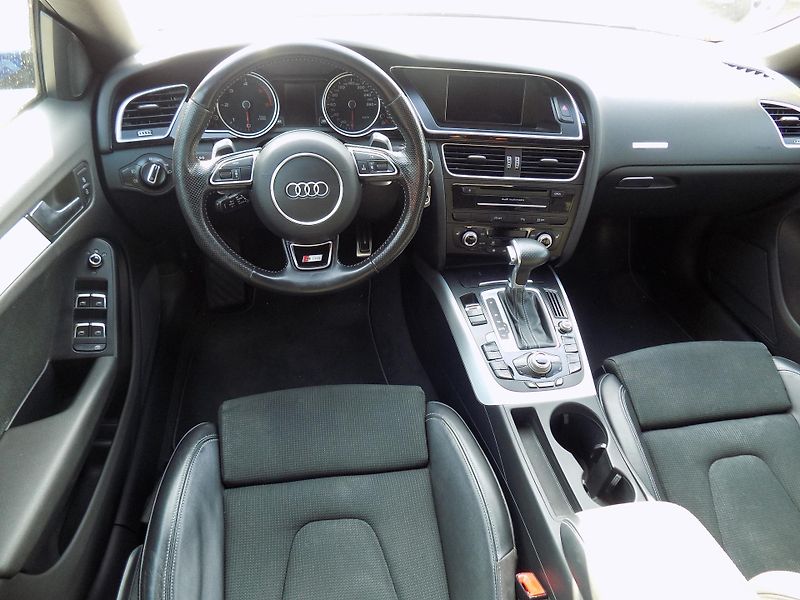 Audi A5 3,0 TDI 150KW NEZÁVISLÉ TOPENÍ - fotka 21 z 38