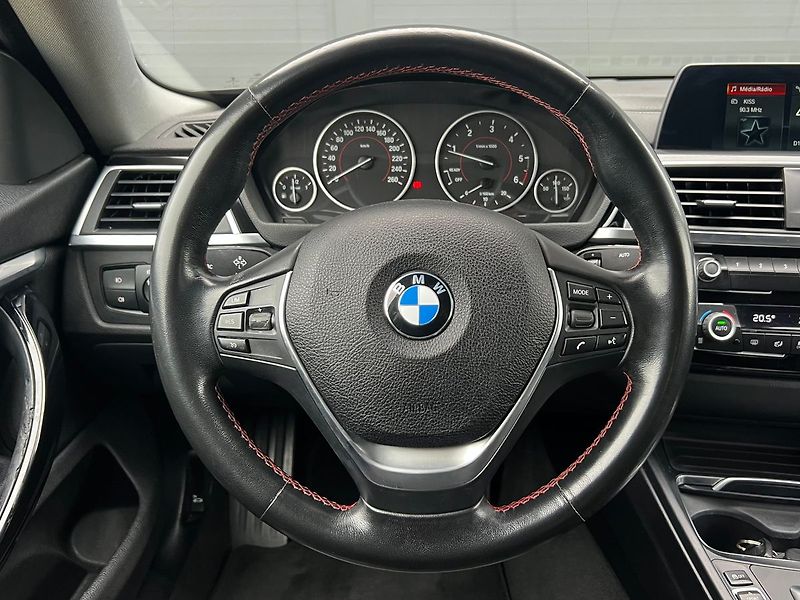 BMW Řada 4 (2019) 420d Gran Coupé-2xALU KOLA - fotka 27 z 49