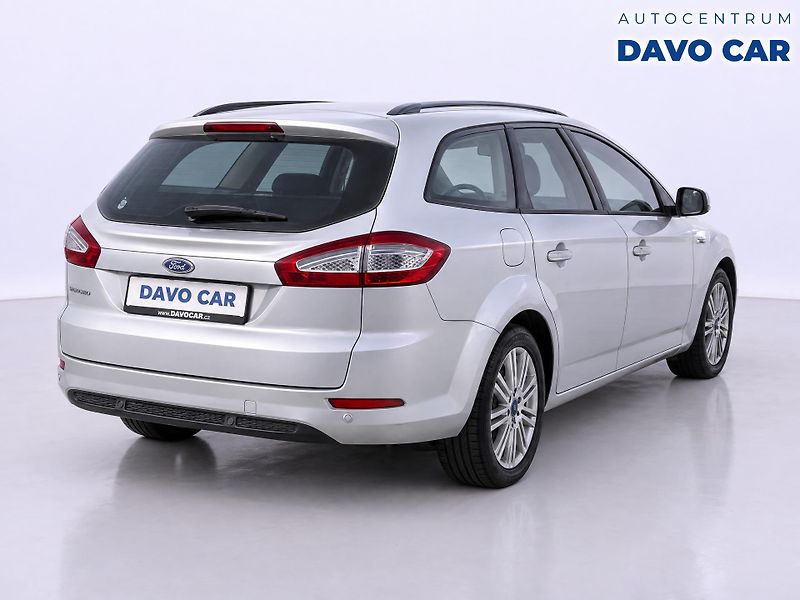 Ford Mondeo 2,0 TDCi 103kW Titanium - fotka 2 z 9