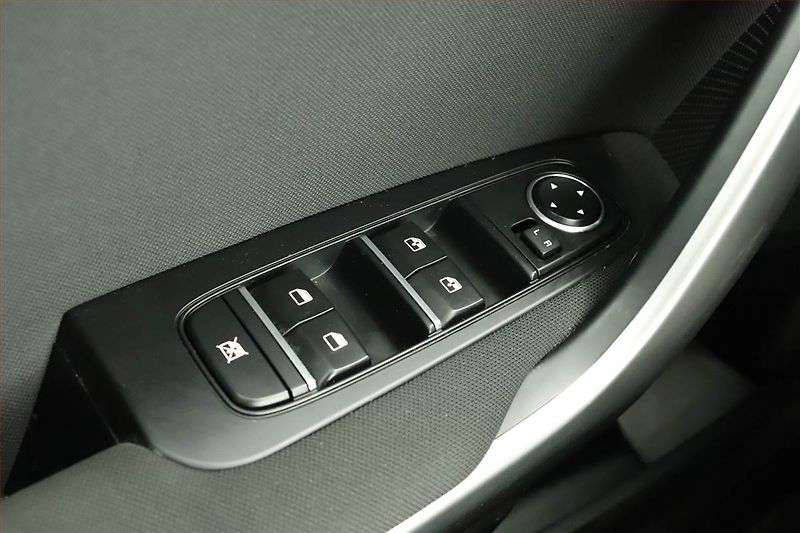 Kia Ceed (2023) Spin 1.0 T-GDI, SPIN, DPH - fotka 9 z 13