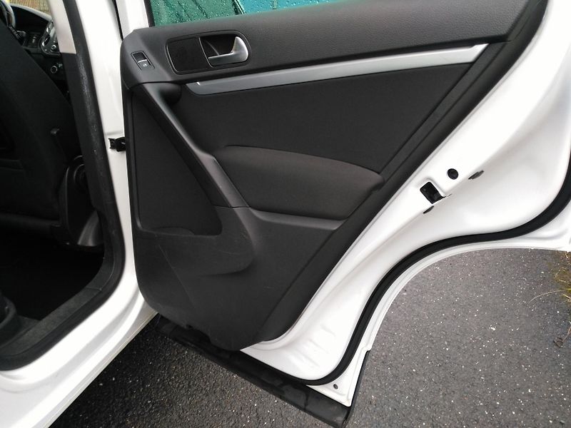 Volkswagen Tiguan 2,0 TDI 4Motion /103 kW/ - fotka 31 z 34