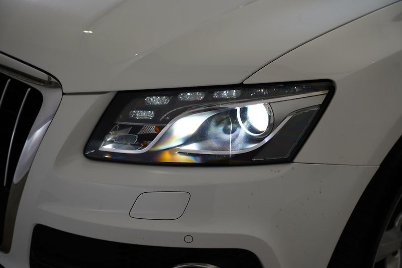 Audi Q5 - fotka 9 z 30