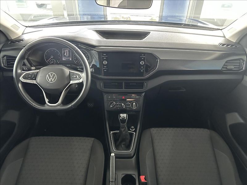 Volkswagen T-Cross 1,0   TSI,LIFE,2.MAJITEL - fotka 8 z 29