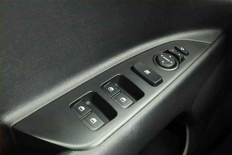 Kia Rio (2022) 1.0 T-GDI, ČR,1.maj - fotka 11 z 16