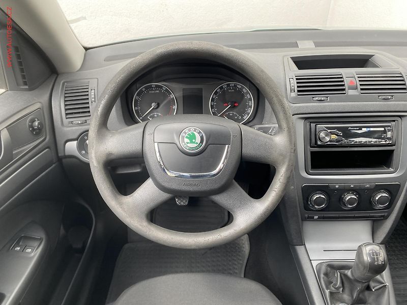 Škoda Octavia (2010) 1.2 TSI, 1.maj,ČR, AC, STK6 - fotka 11 z 14