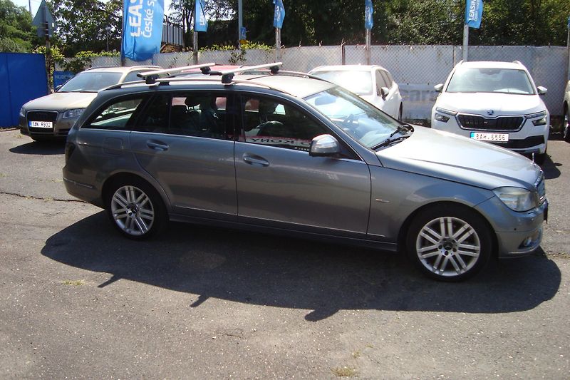 Mercedes-Benz Třídy C (2008) 220CDi,AUT,ČR,Servisní kniha - fotka 8 z 65