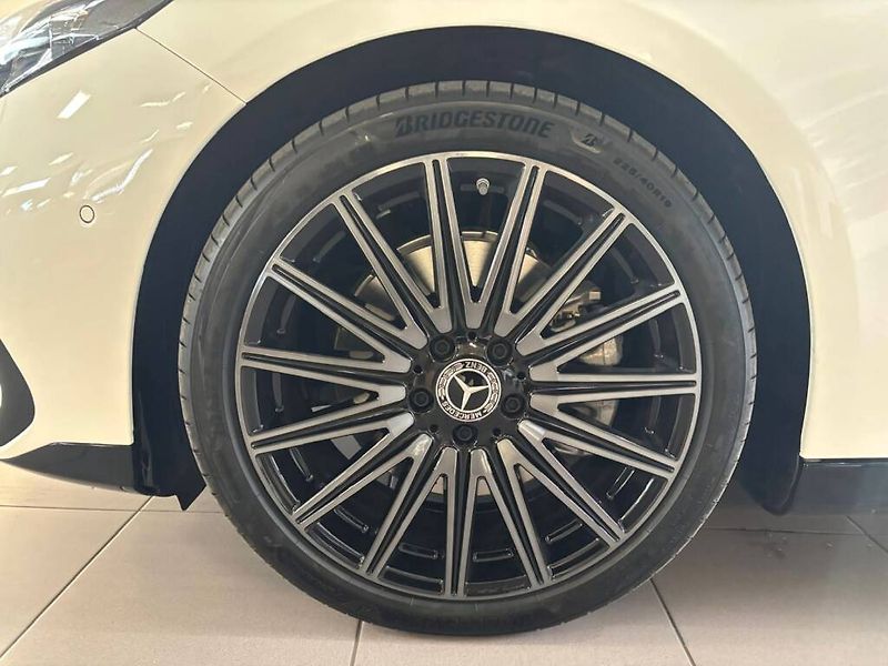 Mercedes-Benz CLA (2026) 350 4MATIC Shooting Brake s te - fotka 5 z 6