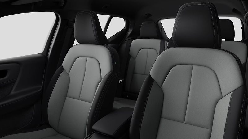 Volvo XC40 (2026) B3 AUT CORE - fotka 10 z 14