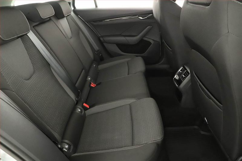 Škoda Octavia (2022) Ambition 2.0 TDI, ČR,1.maj - fotka 7 z 13