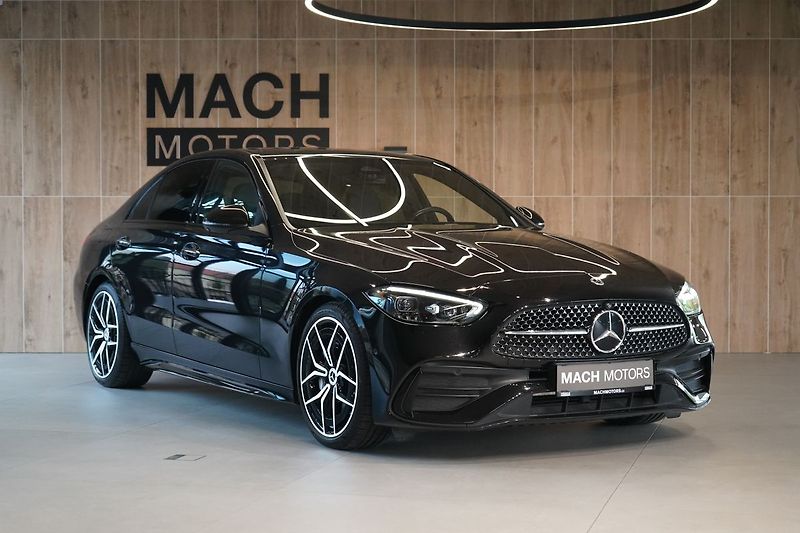 Mercedes-Benz Třídy C 300d 4MATIC AMG, Panorama, HUD - fotka 4 z 50