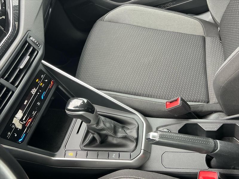 Volkswagen Polo 1,0 TSi 81kW 7DSG LIFE - fotka 18 z 24