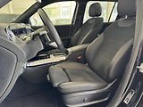 Mercedes-Benz GLB (2024) 200d 4M/AMGPREMIUMPLUS/HUD/360 - náhled 11