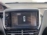 Peugeot 2008 (2016) 1.2PT, Allure, AT, navi - náhled 18
