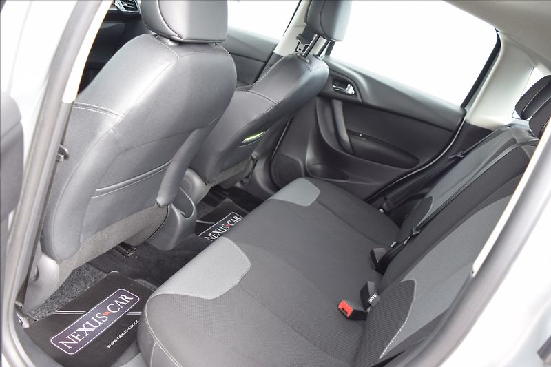 Citroën C3 1,1 i 44KW PO SERVISE NOVÁ STK - fotka 14 z 40