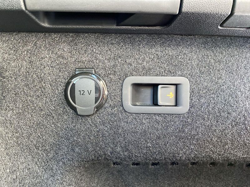 Škoda Kodiaq (2024) 2.0 TDI 4x4 DSG Exclusive Sele - fotka 31 z 39