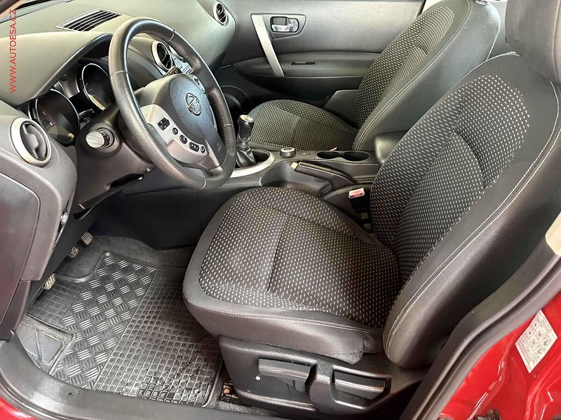 Nissan Qashqai (2008) 2.0DCi 4x4, AC, temp - fotka 9 z 15