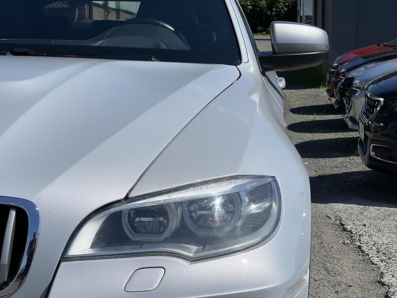 BMW X6 M50D xDrive 280kw KOUPENO V ČR - fotka 46 z 47