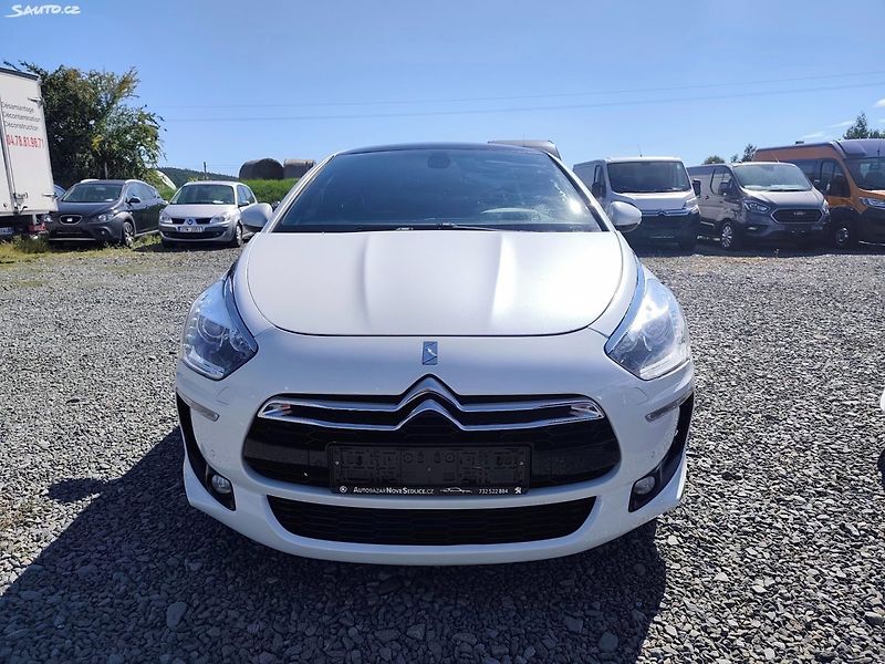 Citroën DS5 (2012) - fotka 10 z 34