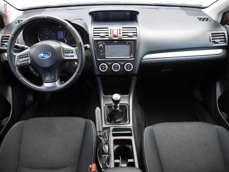 Subaru XV (2015) 2.0 i 4x4, Klima - fotka 7 z 18