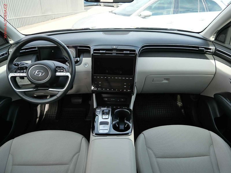Hyundai Tucson (2021) 1.6TGDi HEV 4x4, 1.maj,ČR - fotka 8 z 27