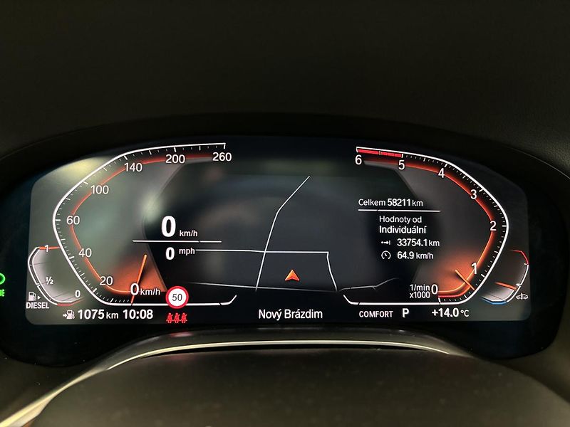 BMW Řada 7 (2020) 730d, 195kW, Premium Selection - fotka 15 z 20