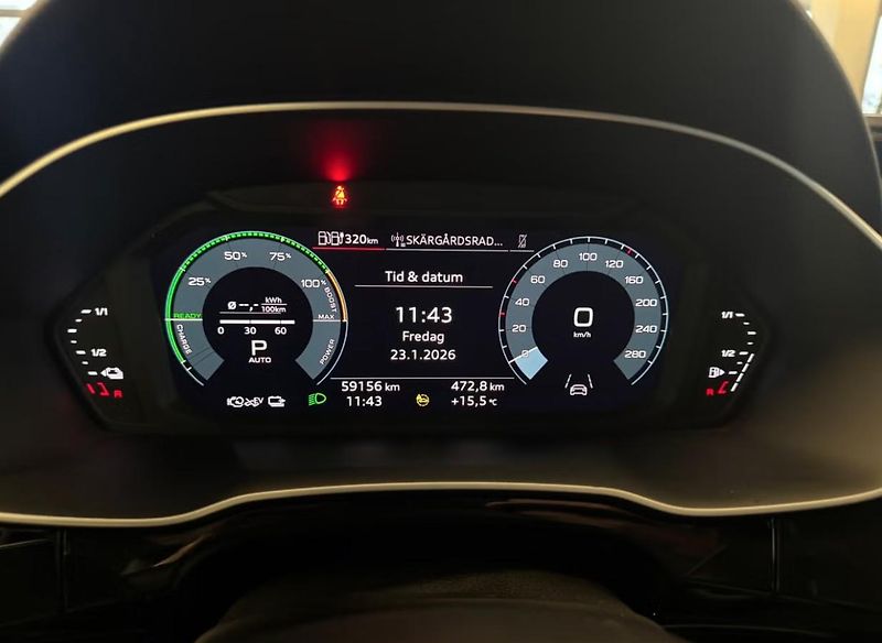 Audi Q3 45 TFSI e Proline Matrix  - fotka 10 z 16
