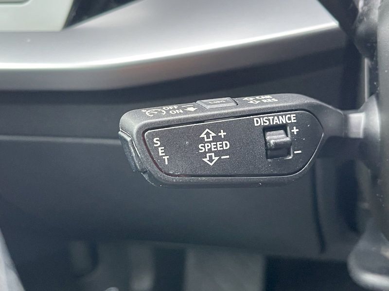 Audi A3 (2023) 30 TFSI 81 kW S-Tronic Basis - fotka 9 z 33