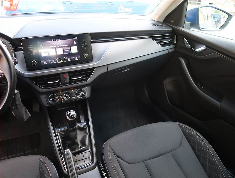 Škoda Kamiq (2022) 1.0 TSI, Serv.kniha, Tempomat - fotka 8 z 19