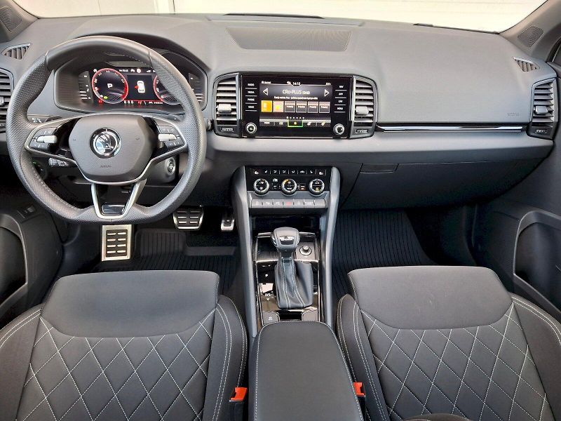 Škoda Karoq (2024) SportLine DSG 1,5TSi 110kW - fotka 5 z 35