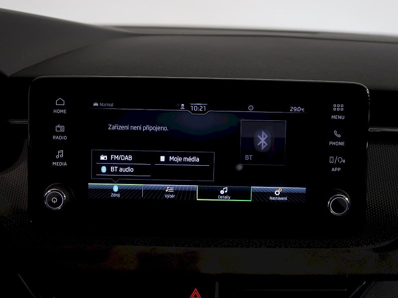 Škoda Kamiq (2025) TOP SELECTION 1.0TSI 85KW - fotka 30 z 41