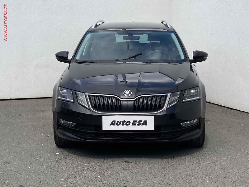 Škoda Octavia (2018) 1.5 TSi, Clever, DSG, LED, TZ - fotka 2 z 19