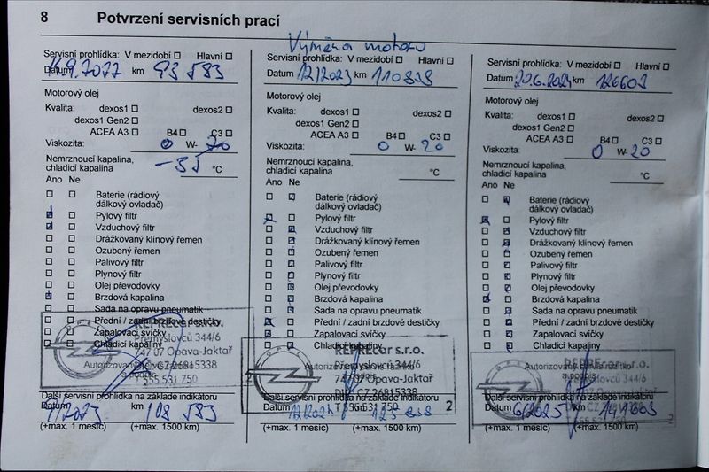 Opel Grandland X 1,2 T  ČR,1.MAJITEL,ENJOY - fotka 31 z 40