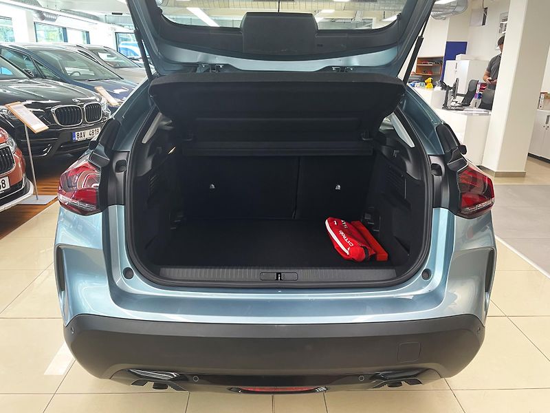 Citroën C4 1.2 PT, 96 kW, FEEL, ČR, 1.MAJ - fotka 8 z 27