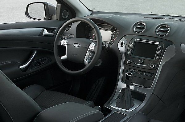 Ford Mondeo kombi.