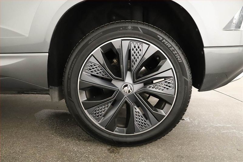 Škoda Karoq (2023) Sportline 2.0 TDI - fotka 17 z 17