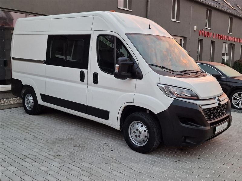Citroën Jumper 2.2HDi L2H2 103kW,6míst,1.Maj - fotka 2 z 41
