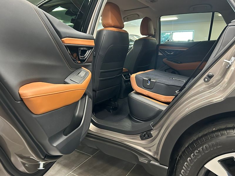 Subaru Outback (2024) 2.5 Touring 2024 | Záruka - fotka 25 z 66