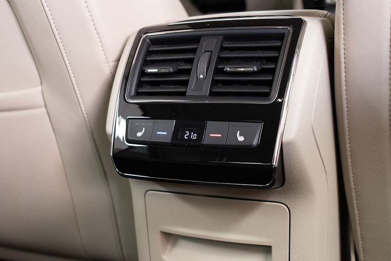 Škoda Superb TDI 147kW L&K 4x4*DPH*ČR 1.MAJ - fotka 13 z 52