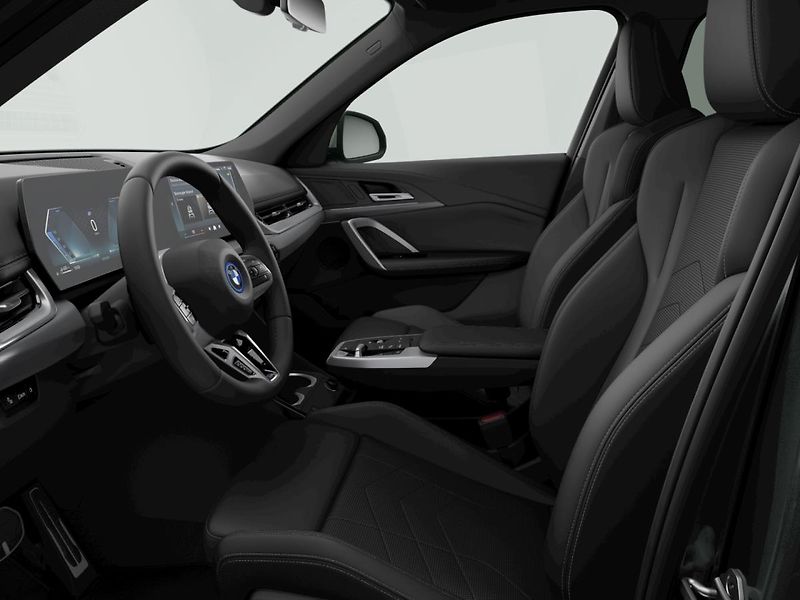 BMW X1 (2026) xDrive25e - fotka 6 z 10