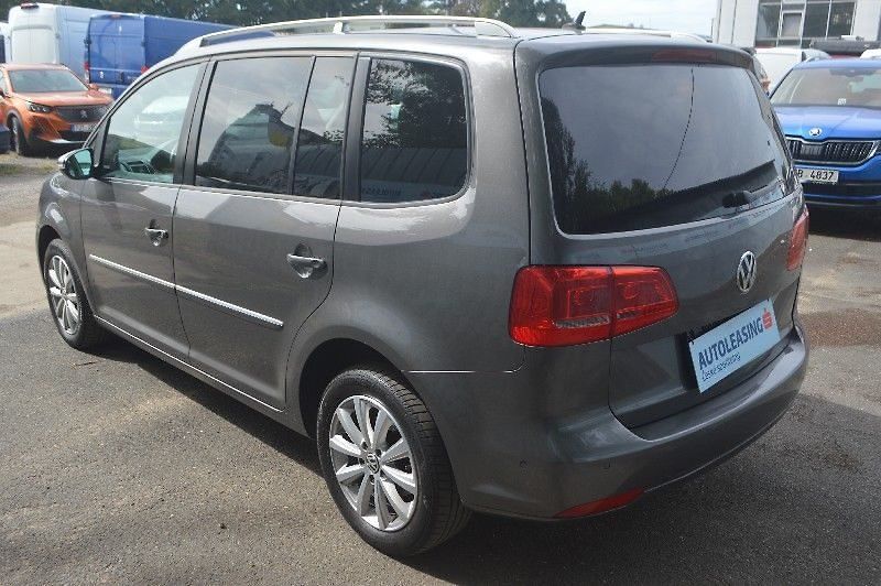 Volkswagen Touran - fotka 4 z 21