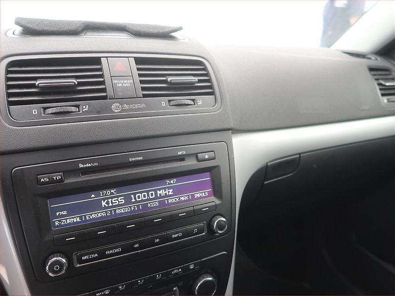Škoda Yeti (2010) 1.2 TSI, Automat - fotka 10 z 14