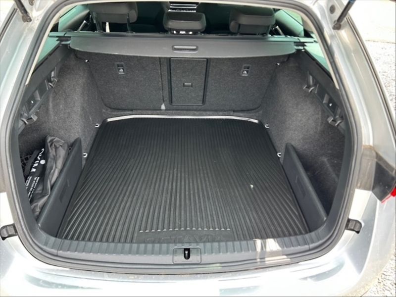 Škoda Octavia 2,0 TSI Style 4x4 DSG - fotka 6 z 11